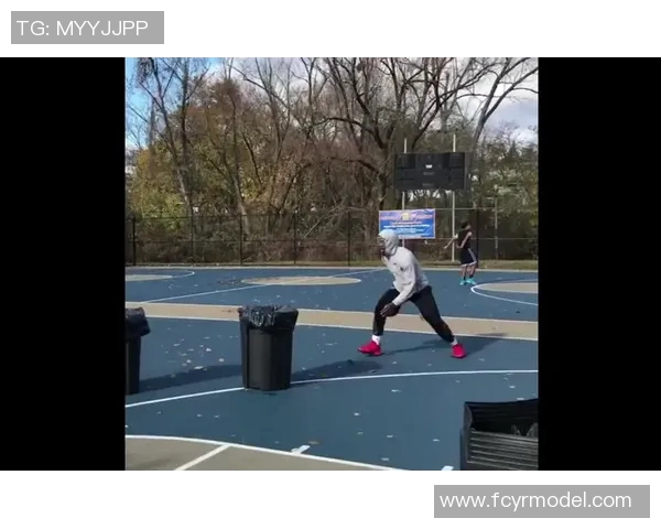 篮球明星Richard的传奇之路与球场背后的奋斗故事